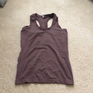 Athleta momentum tank.